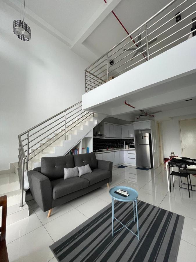 Yenni Duplex @ Decentrum, Kajang 沙登 外观 照片
