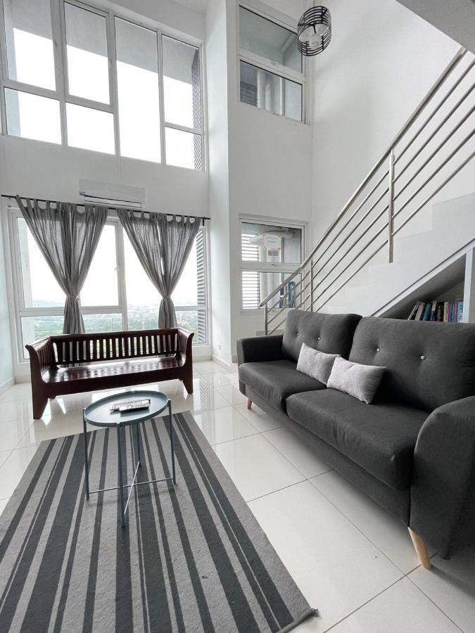 Yenni Duplex @ Decentrum, Kajang 沙登 外观 照片
